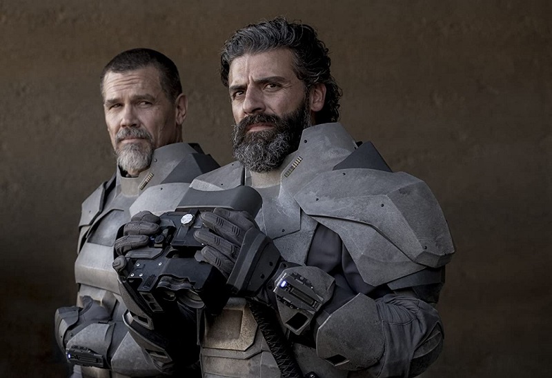 Josh Brolin and Oscar Isaac in Dune
