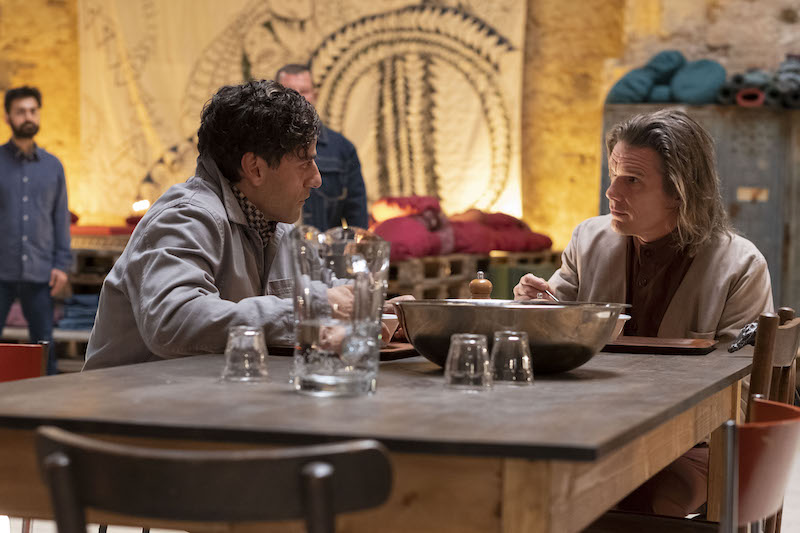 Oscar Isaac as Steven Grant and Ethan Hawke as Arthur Harrow in Marvel Studios' MOON KNIGHT